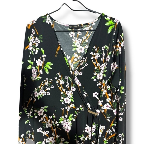 Yock Black Label Floral Black Faux Wrap Front Long Sleeve V-Neck Midi Dress - Picture 4 of 16